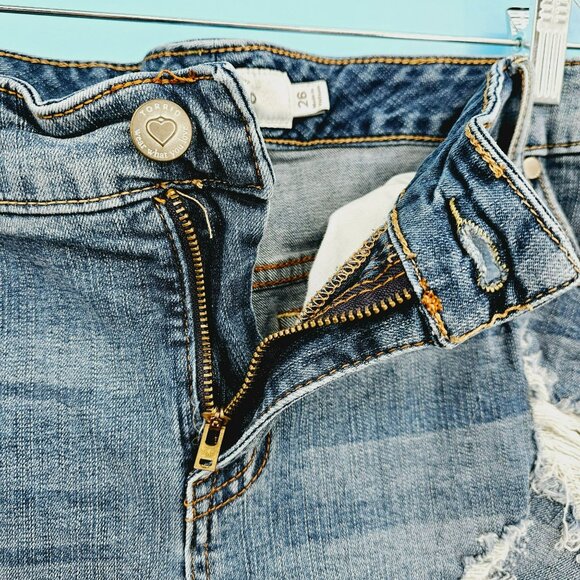 Torrid Denim Bermuda Jean Shorts Jorts DIY 26 Blue Distressed Cotton Stretchy - Picture 5 of 12